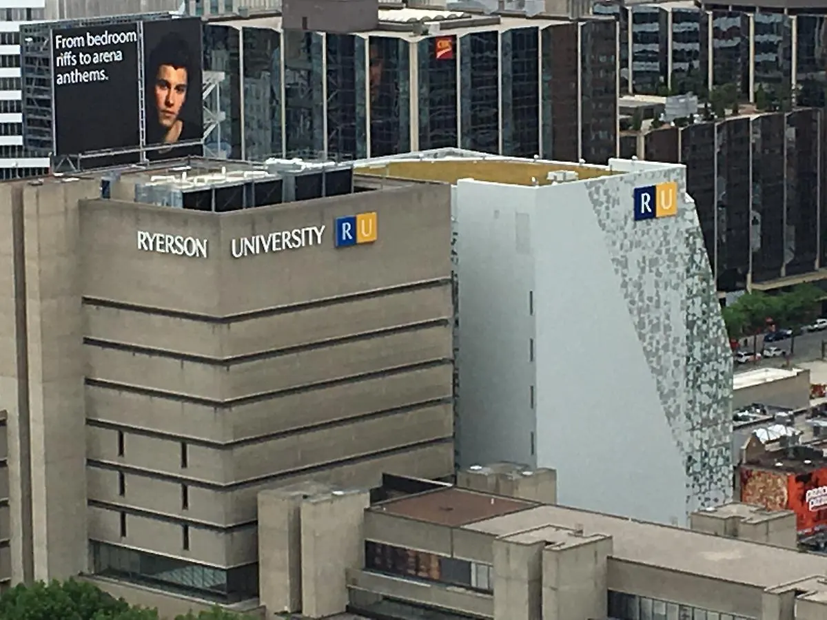 Toronto Metropolitan University-Daphne Cockwell Complex Residence Apartment