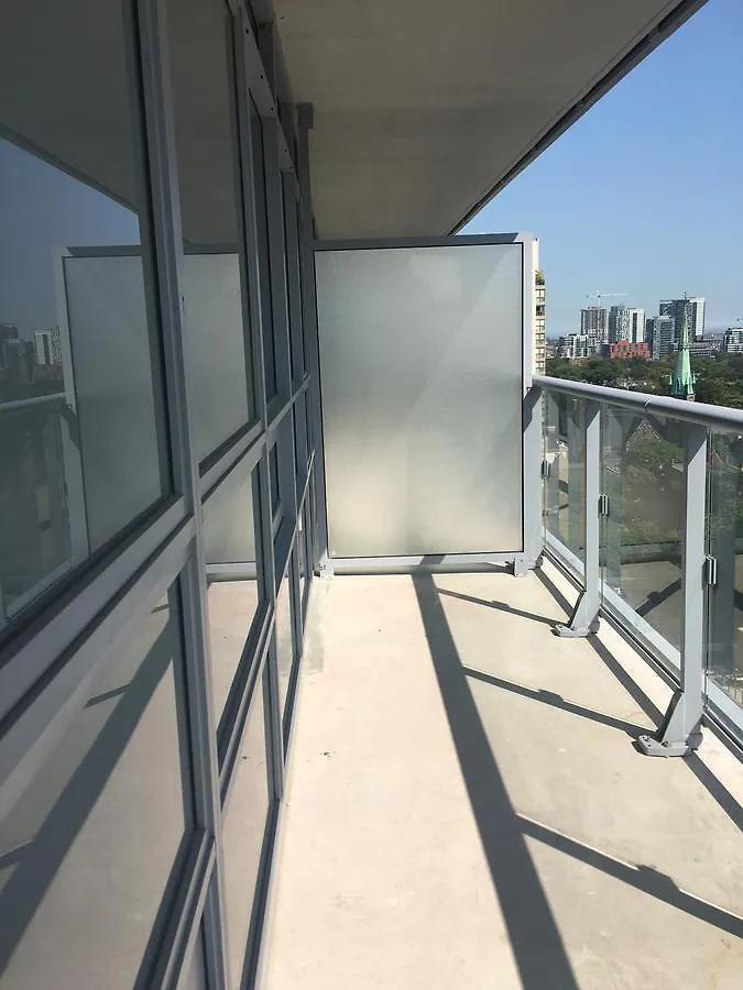Toronto Metropolitan University-Daphne Cockwell Complex Residence