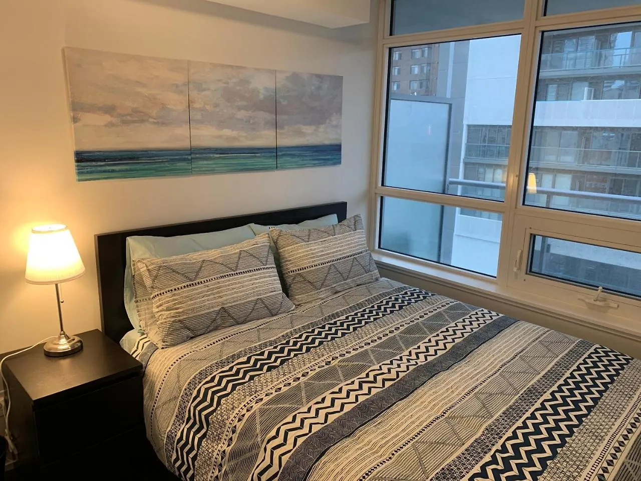Toronto Metropolitan University-Daphne Cockwell Complex Residence Apartment